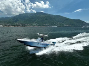 Amalfi Boat with stabilizer