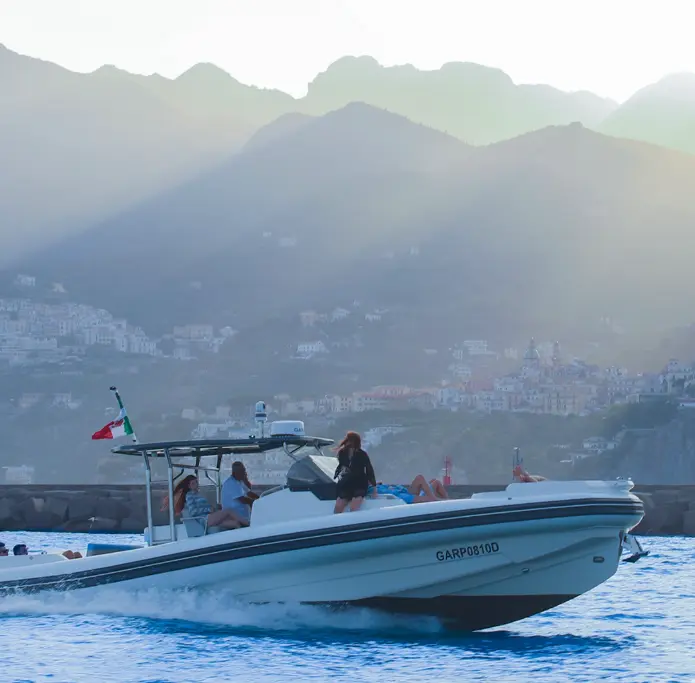 Amalfi Coast Boat Alia Charter Marlin 40