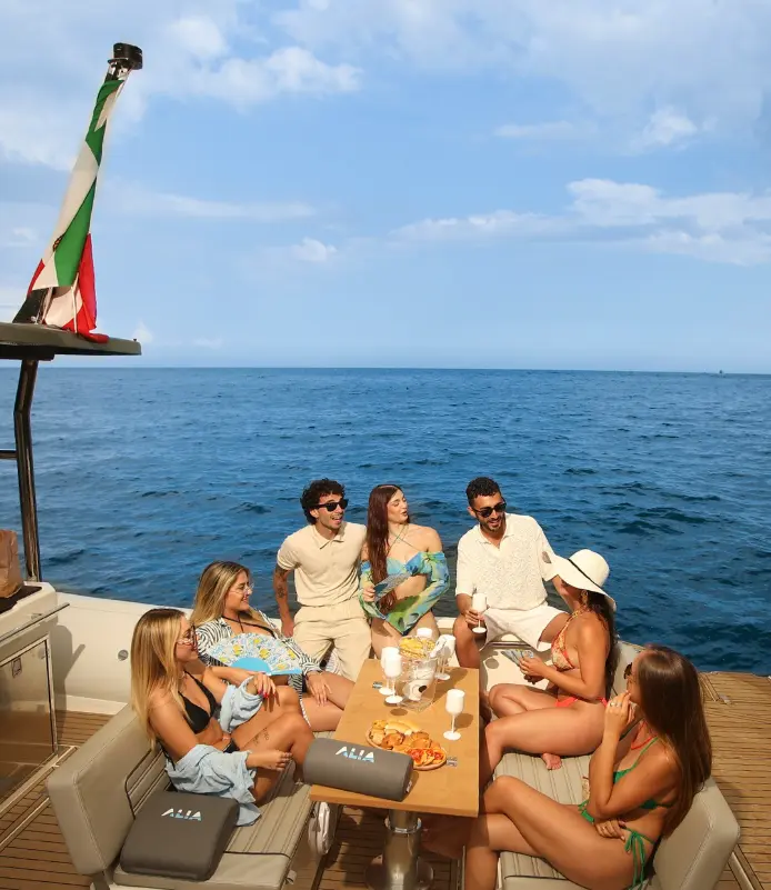 Amalfi Coast Boat Alia Charter Marlin 40